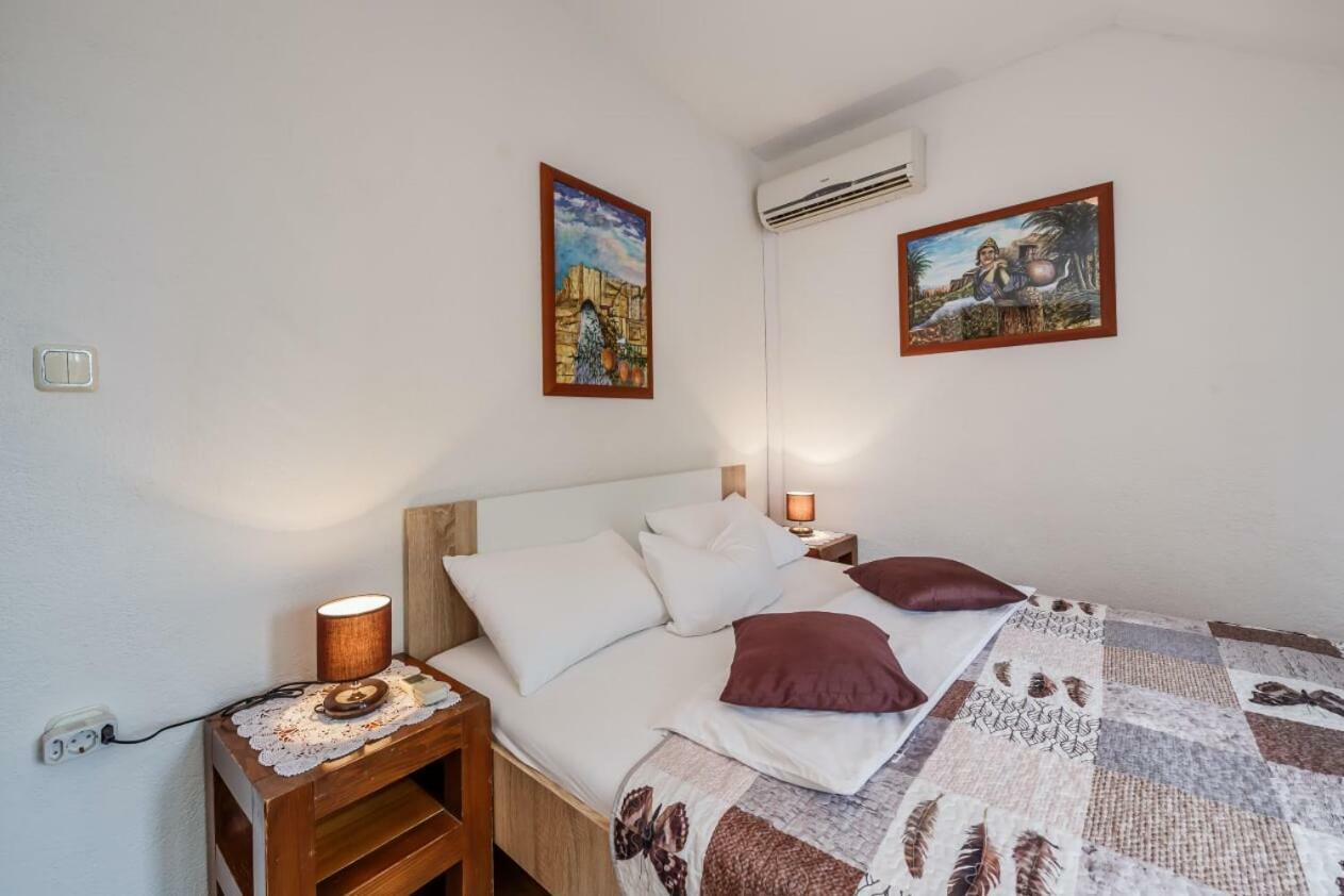 Maria Guest House Kaštela Exteriör bild