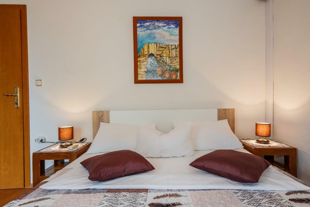 Maria Guest House Kaštela Exteriör bild